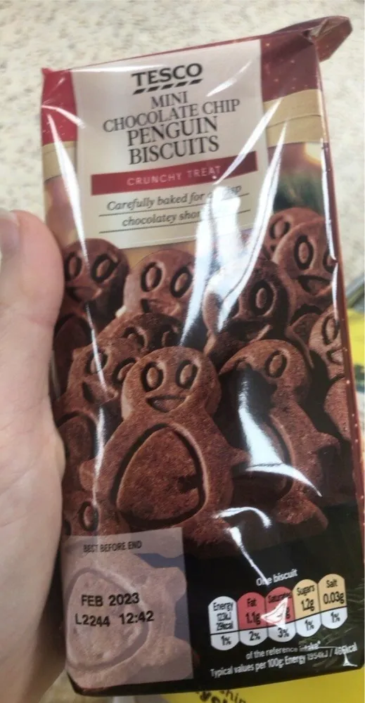 Mini chocolate chip penguin buscuit
