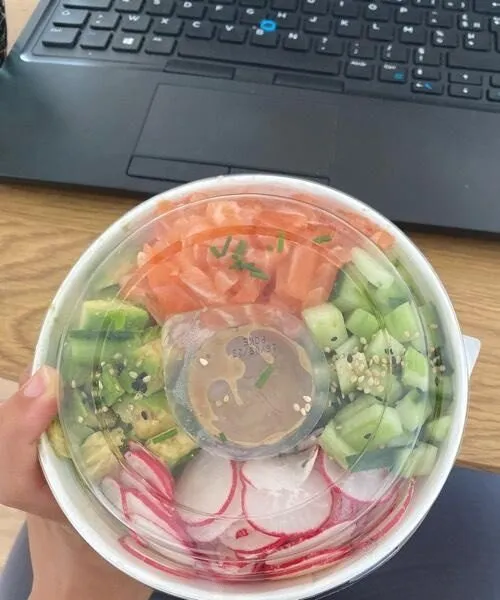 Poke Le Lomi