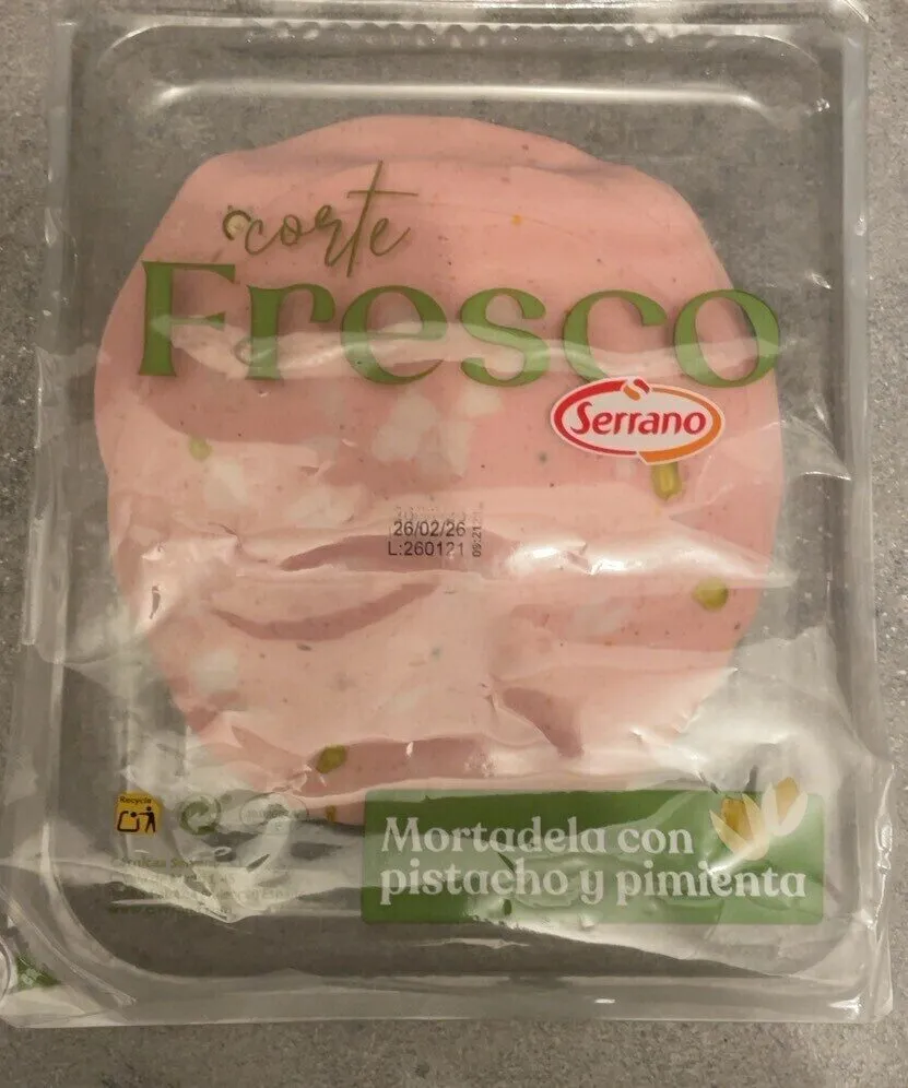 Mortadela con pistacho y pimienta