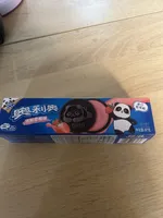 Strawberry Oreos