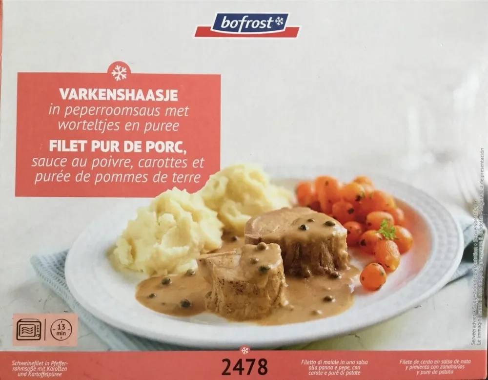 Varkenshaasje in peperroomsaus met worteltjes en puree