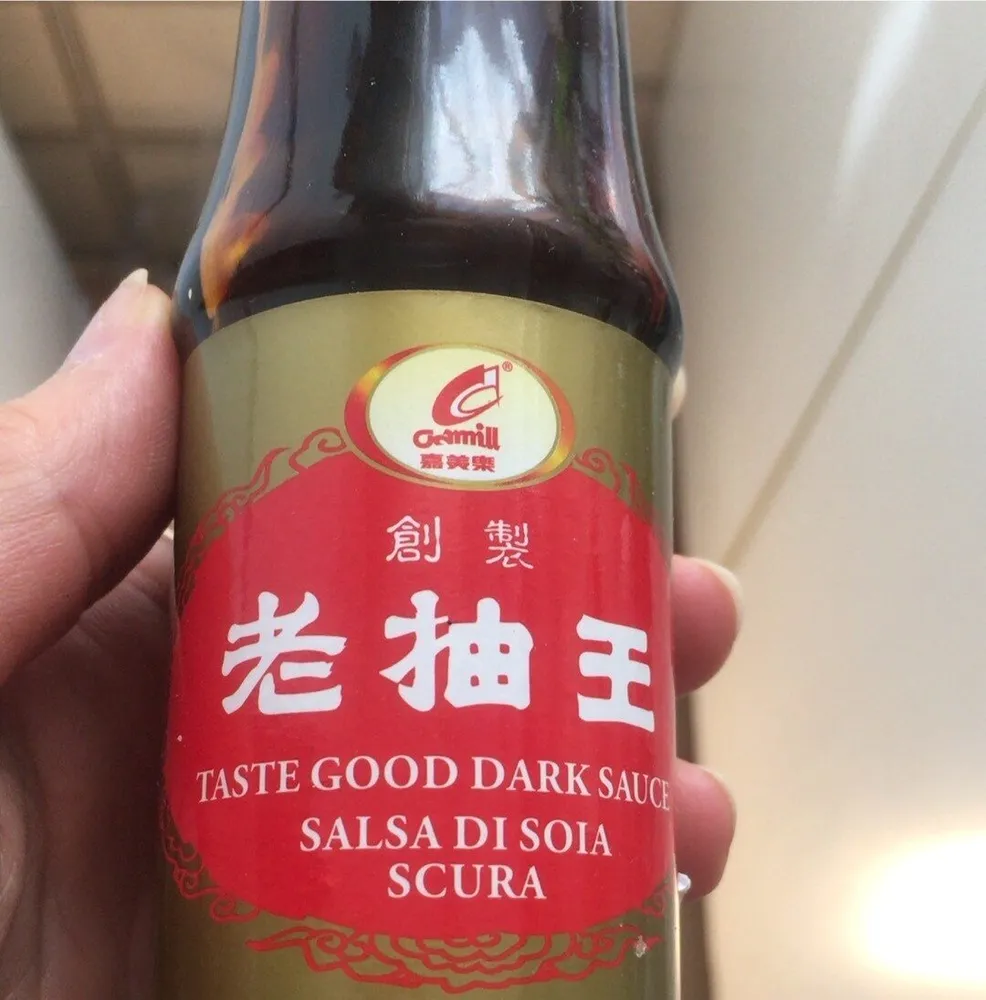Salsa di soia scura