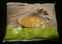 Soupe au potiron et éclats de châtaignes