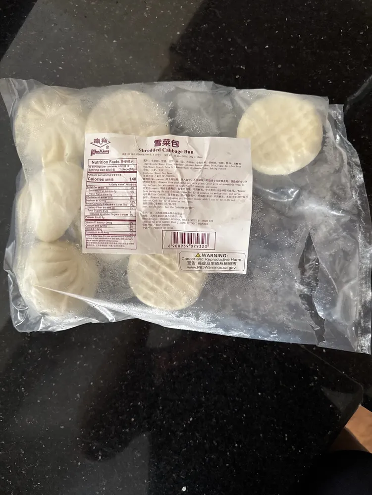 Shredded cabbage bun