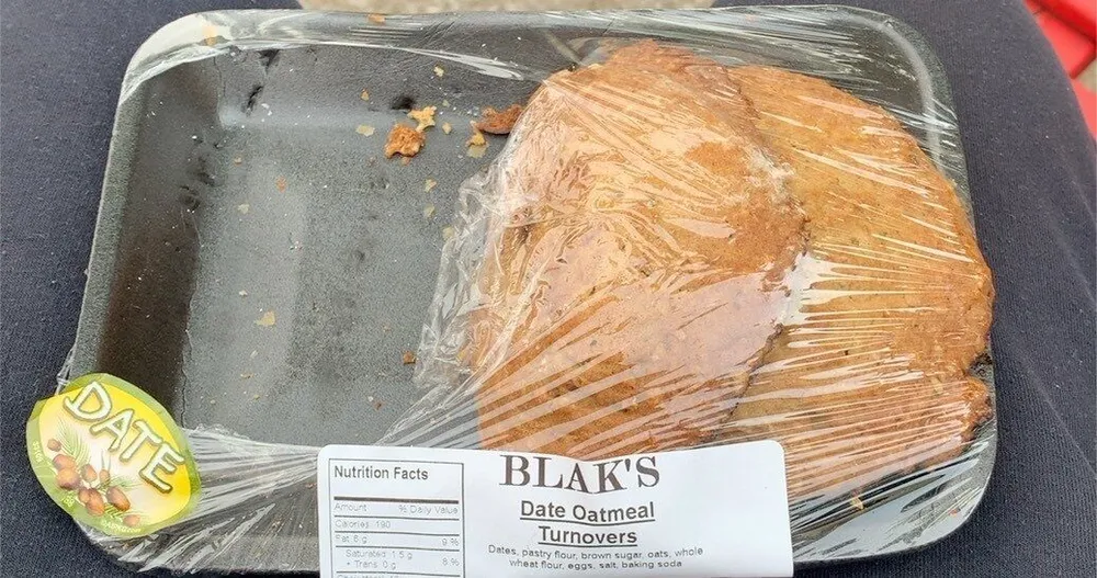 Date oatmeal turnovers