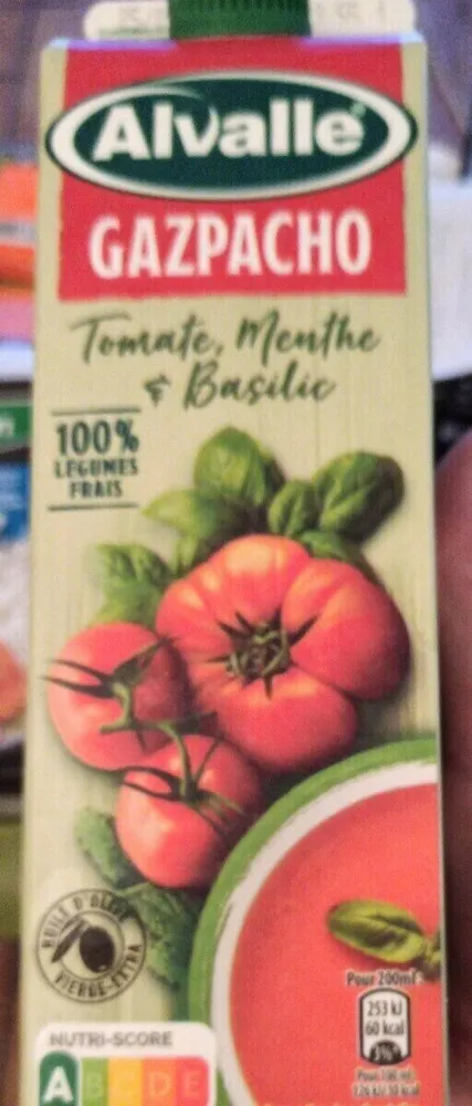 gaspacho, tomate, menthe et basilic