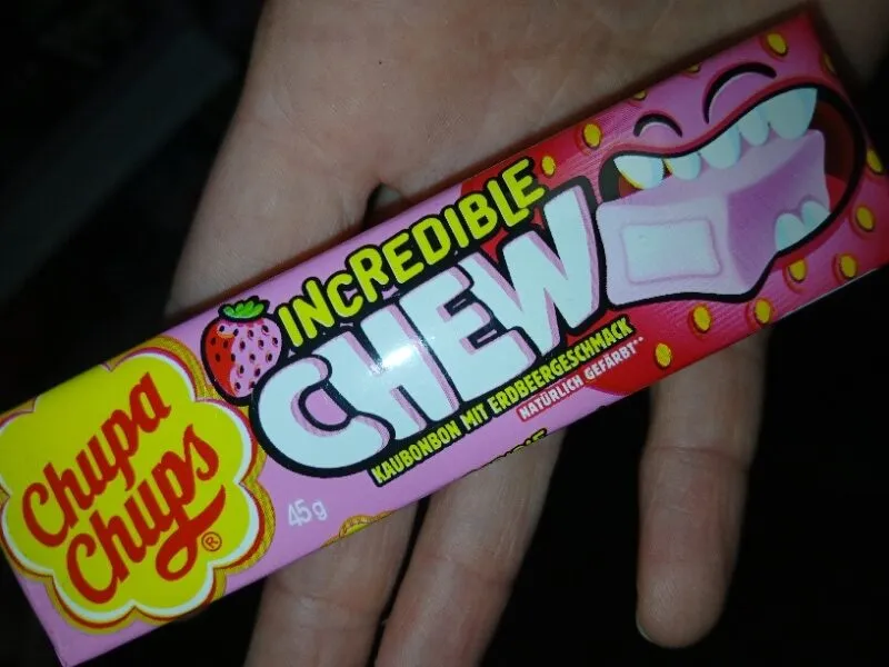 incredible Chew strawberry