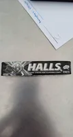 HALLS EXTRA STRONG