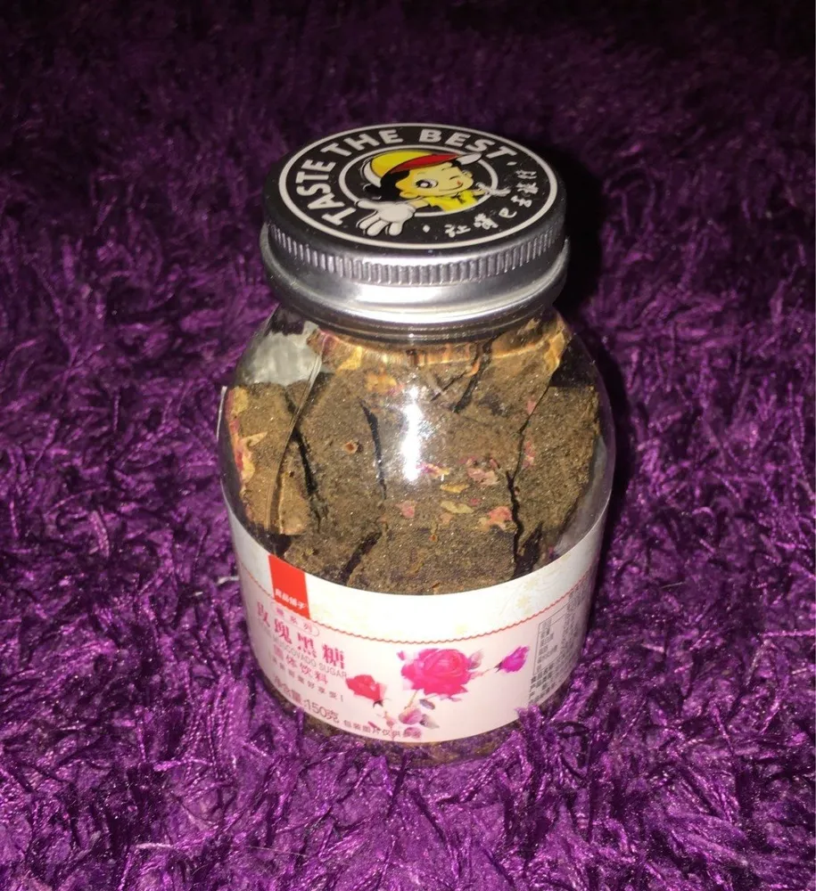 Morceaux de sucre brun à la rose