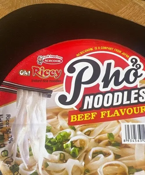 Pho noodles beef flavor
