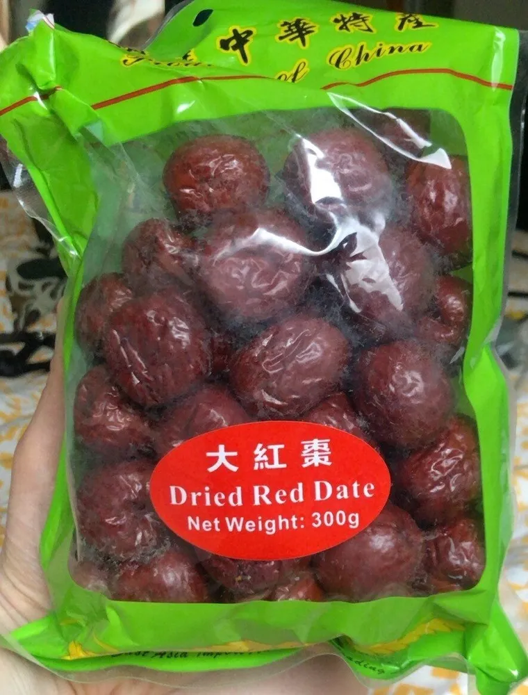 Dried red dates