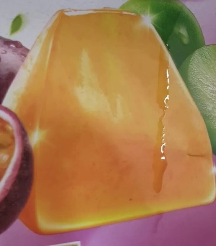Jelly de fruta pasión con ciruela