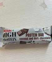 Protein bar coconut and dark chocolate
