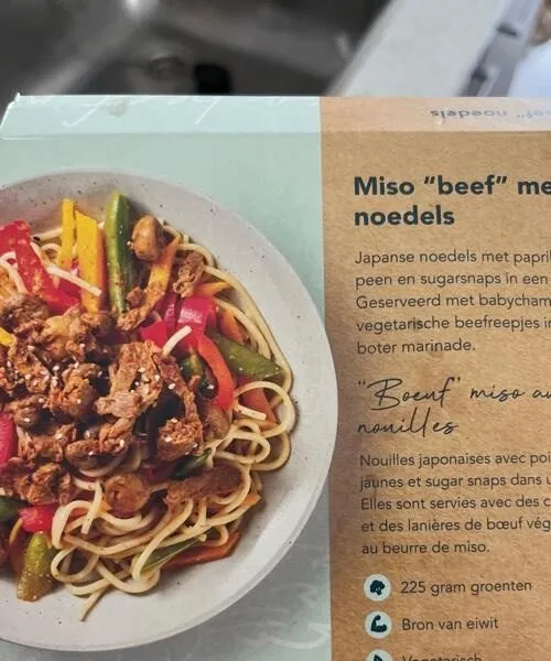 Miso beef noedels