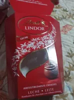 Lindor praline con cioccolato al latte e morbido ripieno
