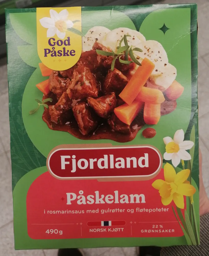 Påskelam med gulerøtter og fløtepoteter