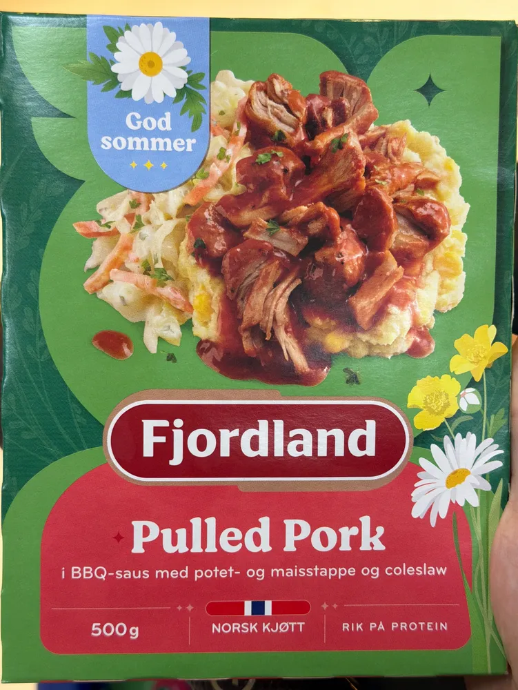 Pulled Pork i BBQ-saus med potet- og maisstappe og coleslaw