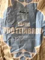 Saftig proteinbrød