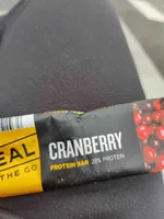 Cranberry protein bar