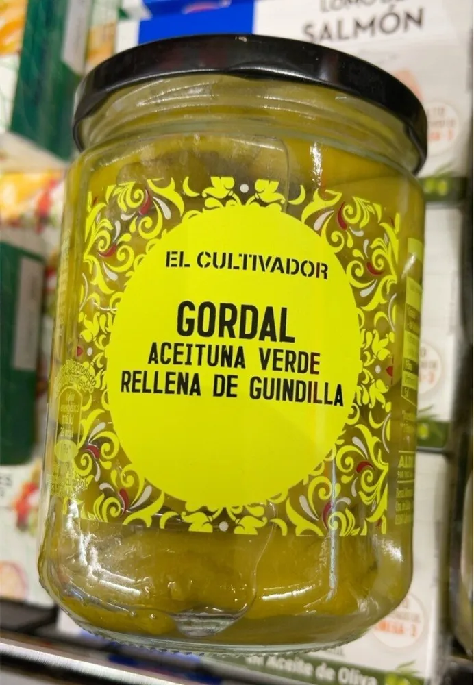 Aceituna verde rellena de Guindilla