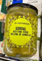 Aceituna verde rellena de Guindilla