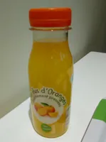 Pur jus d'orange fraîchement pressées