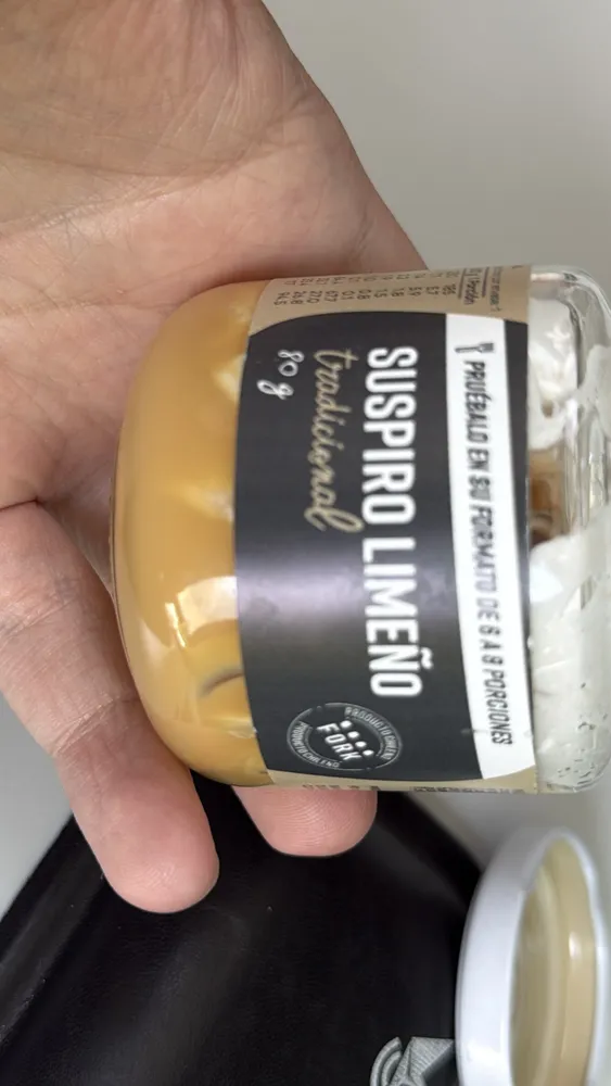 Suspiro Limeño tradicional