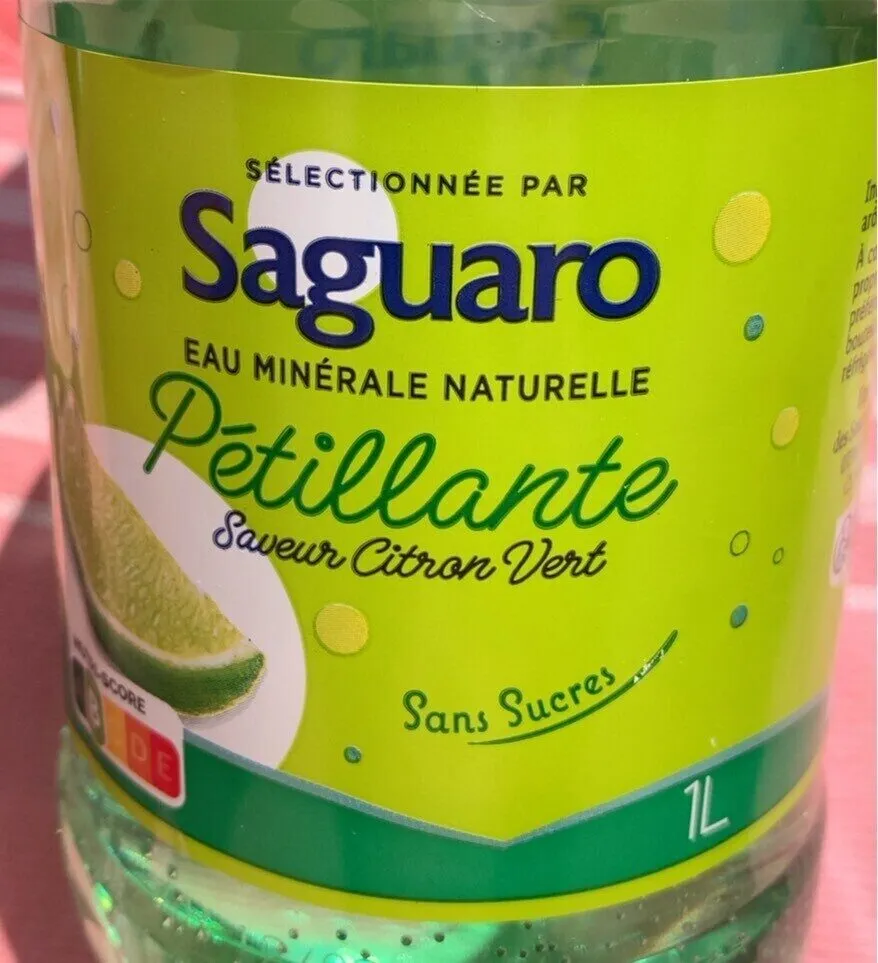 Au pétillante, saveurs citron, vert