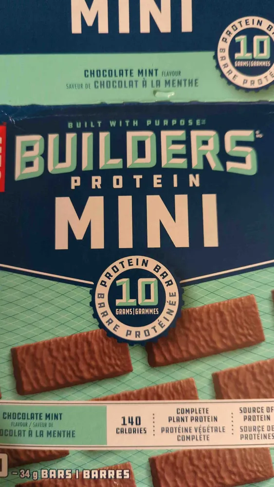 Mini chocolate mint protein bar