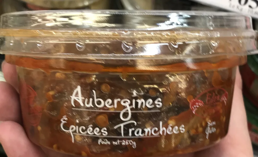 Aubergines épicées tranchées