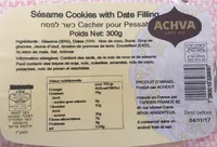 Sesame cookies with date filling