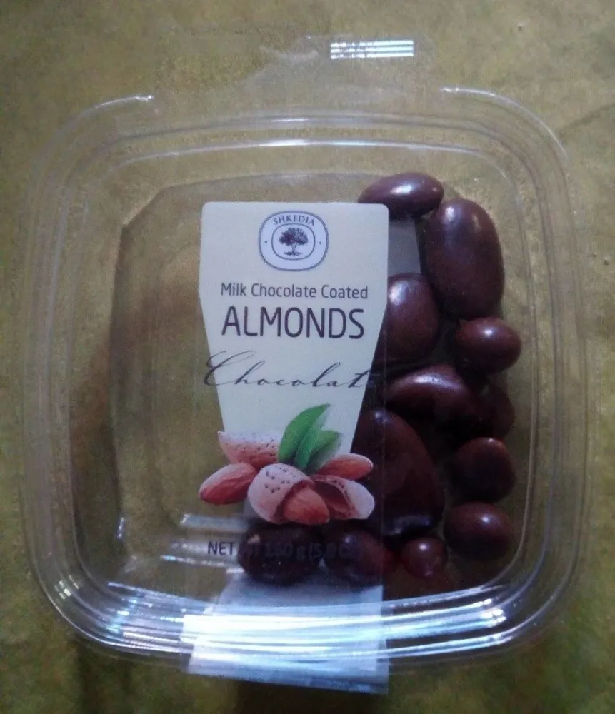 Amandes enrobées de chocolat au lait