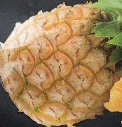 Dried pineapple