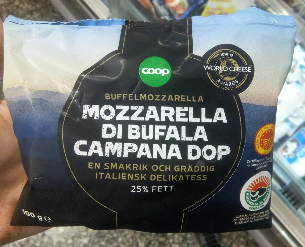 Mozzarella di Bufala Campana
