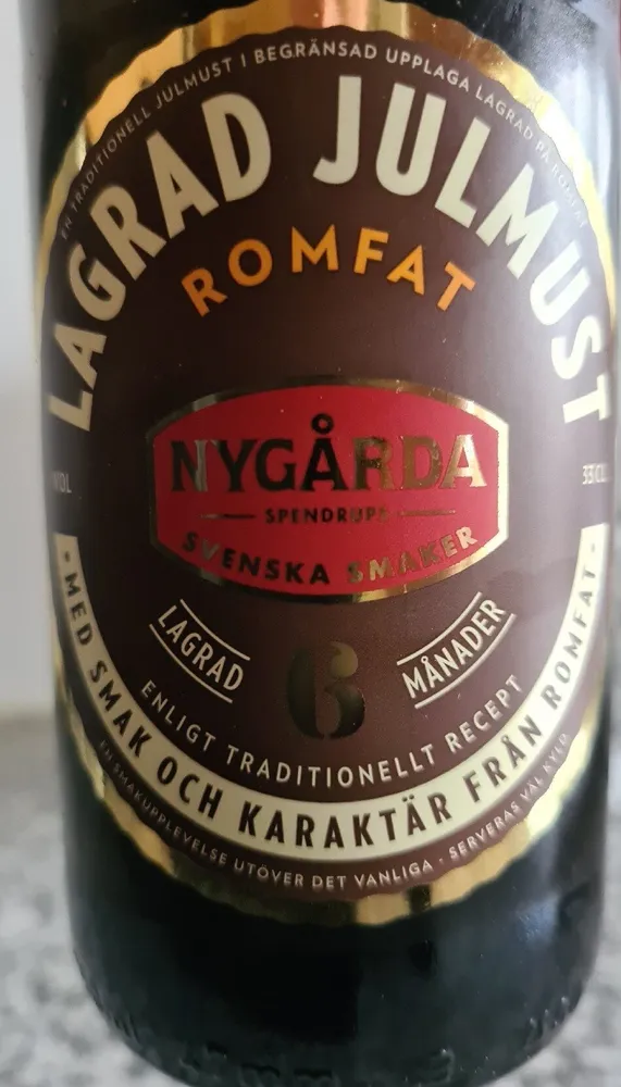 Lagrad Julmust, Romfat