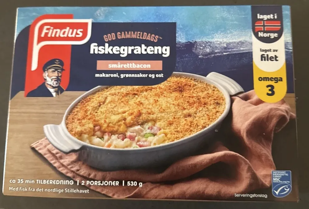 SØD GAMMELDAGS fiskegrateng smørett bacon makaroni, grønnsaker og ost