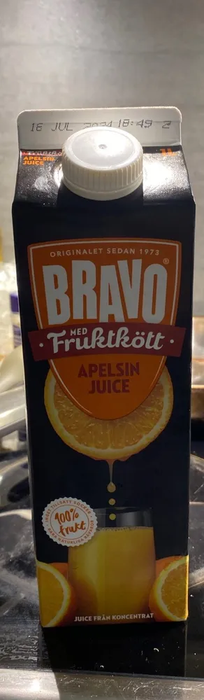 Apelsinjuice med fruktkött