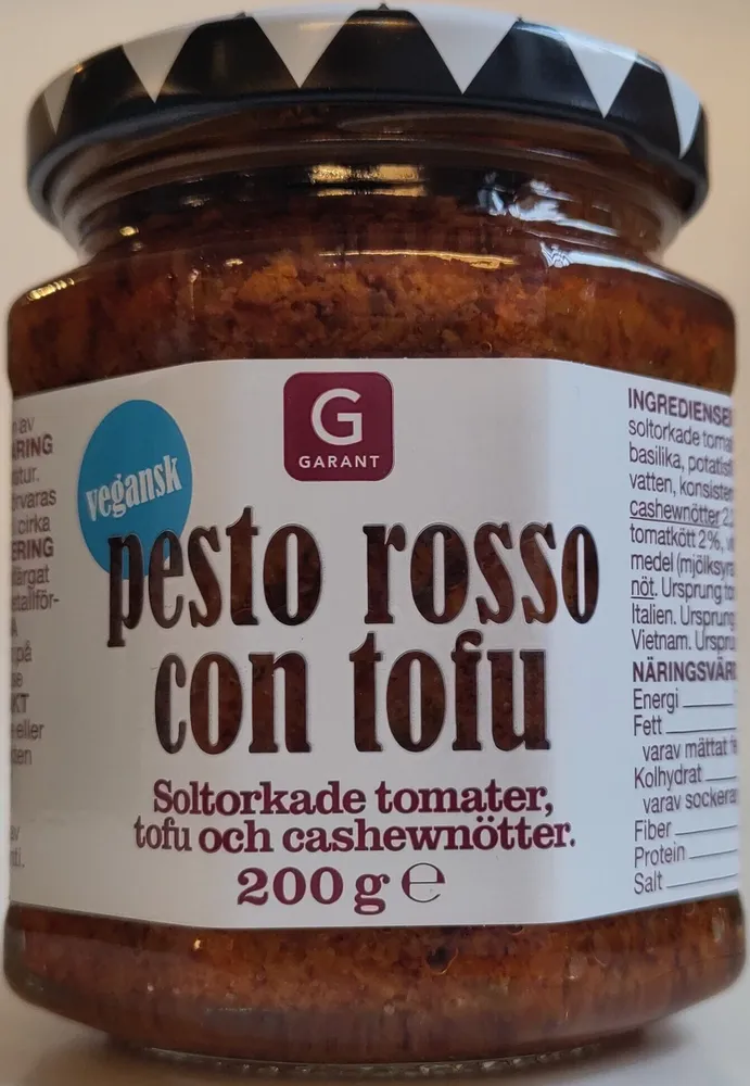 pesto rosso con tofu