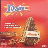 Swedish almond cake with chocolate and crunchy caramel