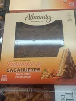 Tarta de alemdra caramelo y cacahuetes
