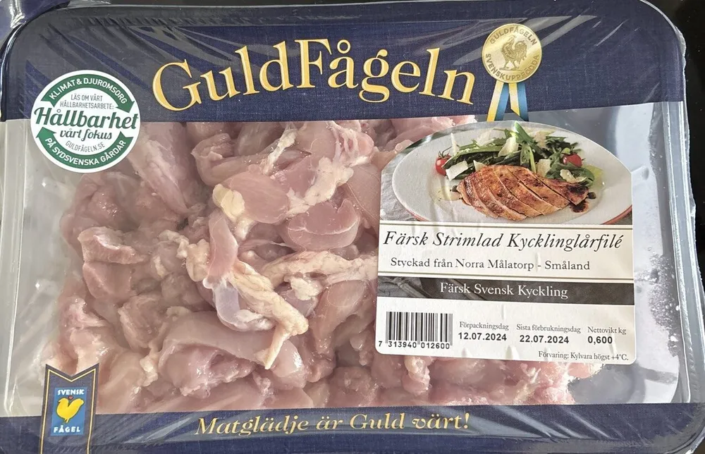 Färsk Strimlad Kycklinglårfilé