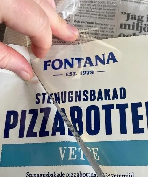Kiviuunipaistettu pizzapohja vehnä