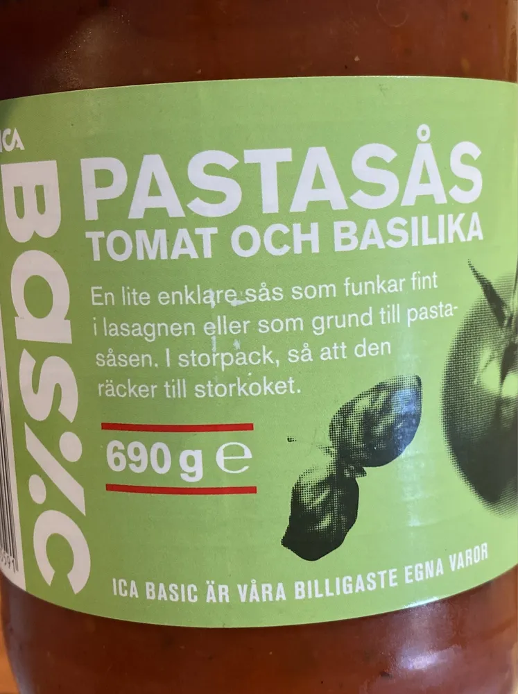 pastasås tomat och basilika