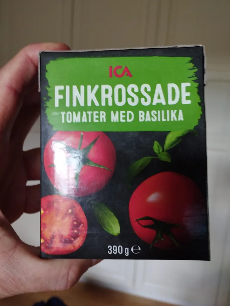 Finkrossade Tomater Med Basilika