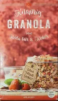 Knaprig Granola med röda bär och kokos
