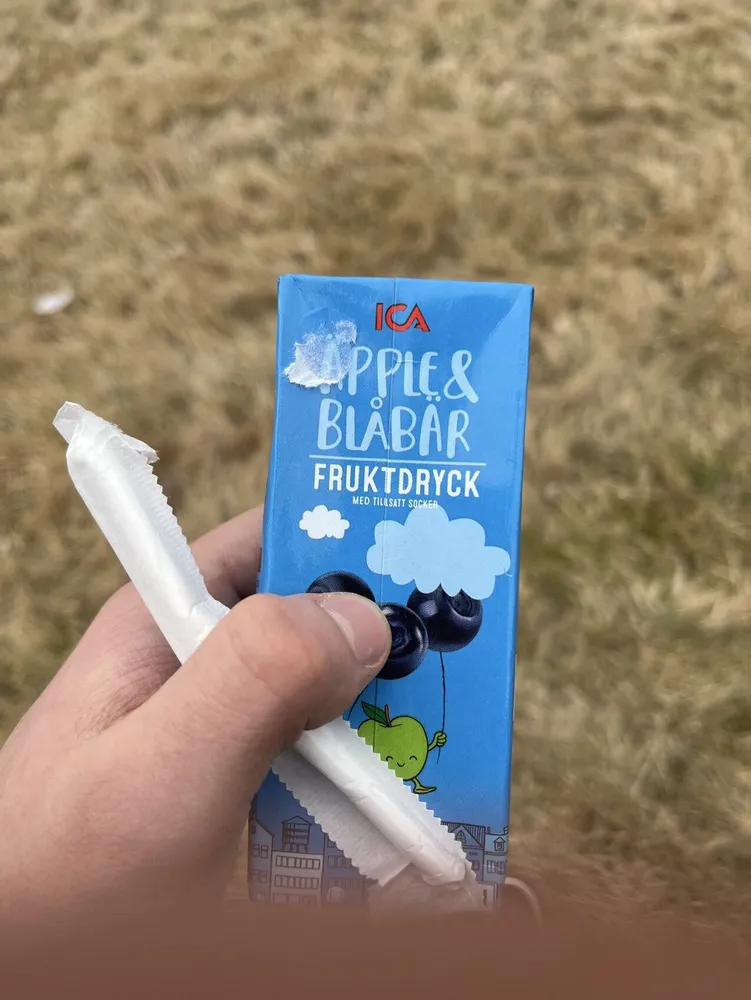 ica aääple och blåbär