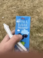 ica aääple och blåbär