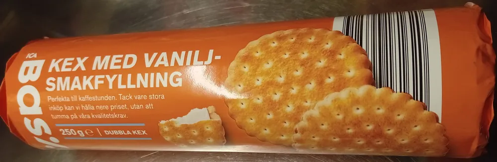 ICA Basic Kex med vaniljsmakfyllning