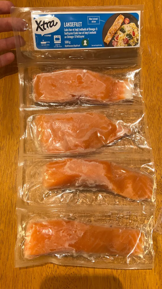 Laksefilet med skinn