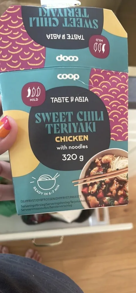 SWEET CHILI TERIYAKI CHICKEN with noodles